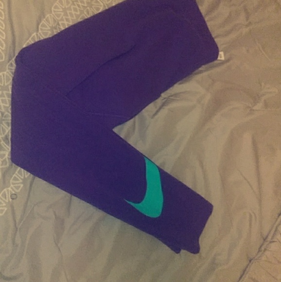 Nike leggings - Picture 1 of 7